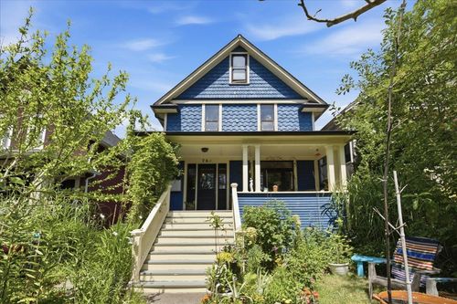 761 E 15th Ave, Vancouver, BC, V5T2R8 | Card Image