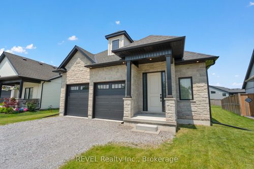 3532 Canfield Cres, Stevensville, ON, L0S1S0 | Card Image
