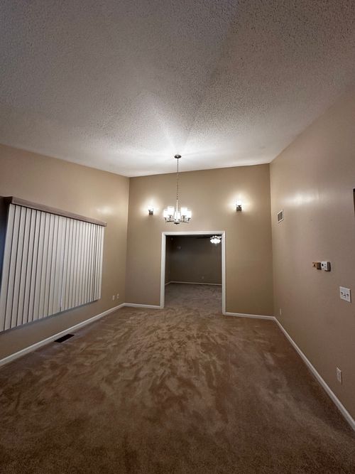 1103 Prestwick Pt, Champaign, IL, 61822-8515 | Card Image