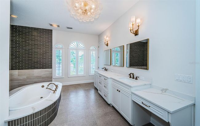 147 Bay Point Dr Ne, House other with 4 bedrooms, 4 bathrooms and null parking in St Petersburg FL | Image 52