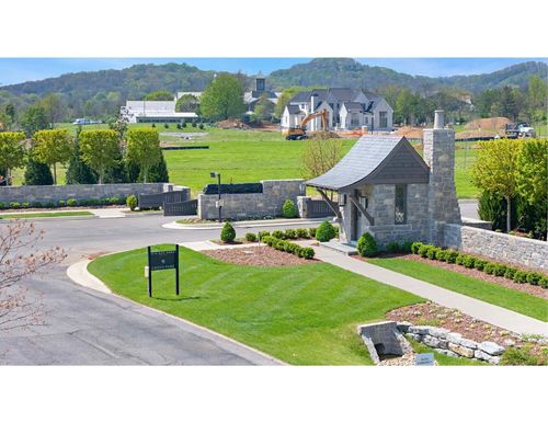 7100 Anna Dr, Brentwood, TN, 37027-5239 | Card Image
