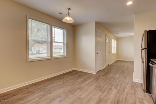 2246 Onslow Dr, Jacksonville, NC, 28540-6048 | Card Image