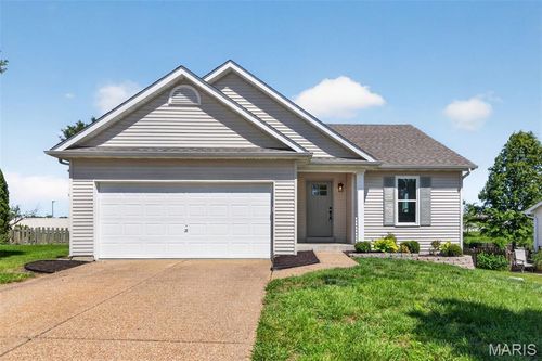 4019 Jessica Dr, Wentzville, MO, 63385-4625 | Card Image
