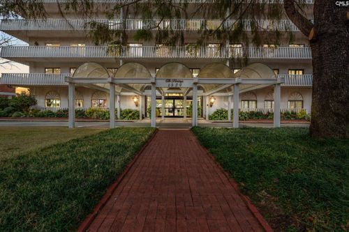 1829 Senate St, Columbia, SC, 29201-3837 | Card Image