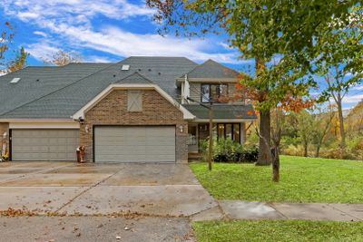 3951 Blackstone Avenue, Home with 3 bedrooms, 3 bathrooms and 4 parking in Gurnee IL | Image 1