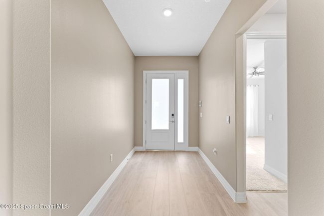 Foyer | Image 25