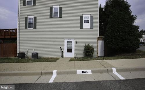 83c-4238 Stockbridge Dr, DUMFRIES, VA, 22025-1508 | Card Image