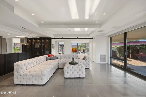7006-7137 E Rancho Vista Dr, Scottsdale, AZ, 85251-1470 | Card Image