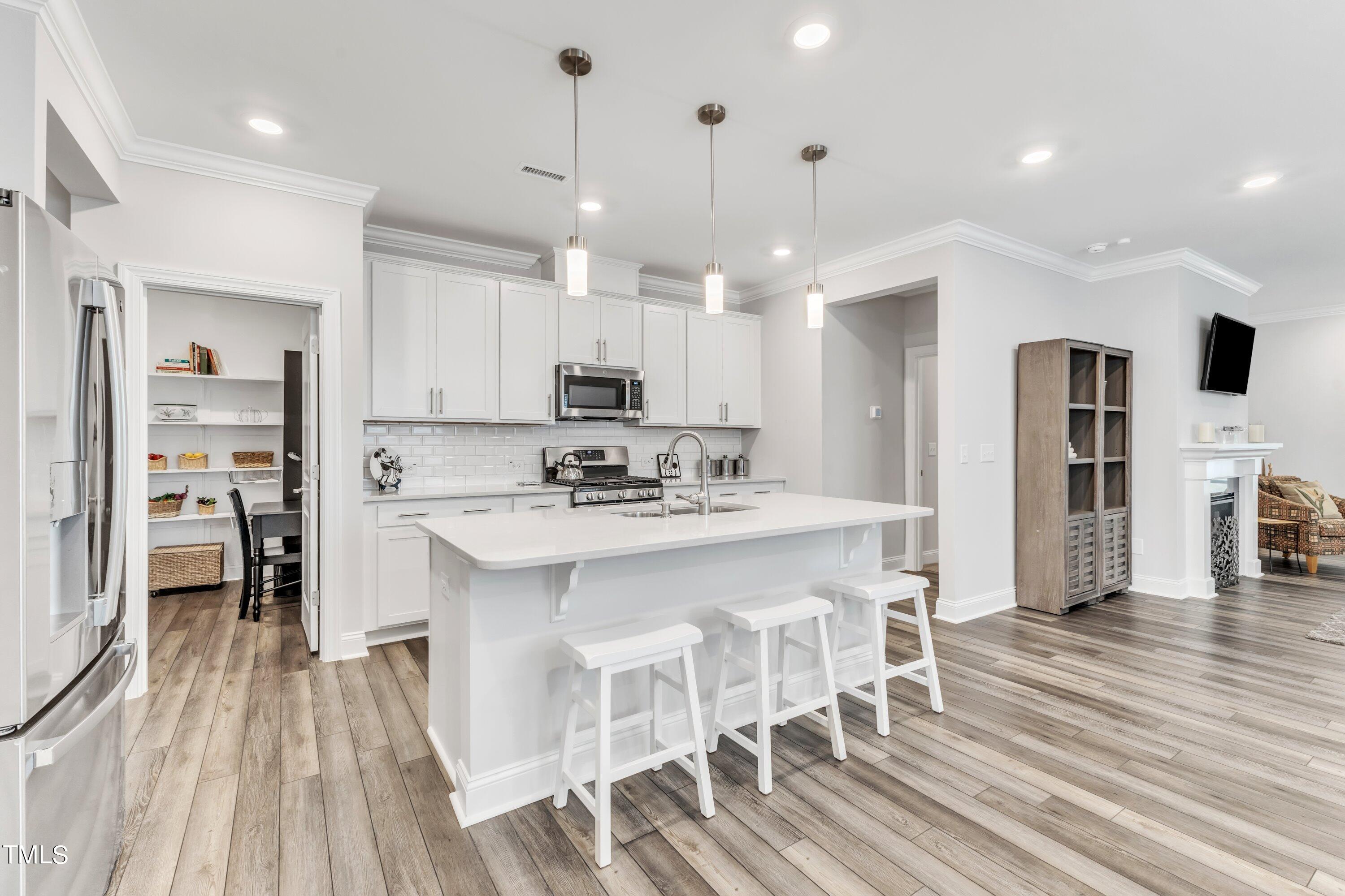 Azure Mist Dr, Raleigh, NC 27610