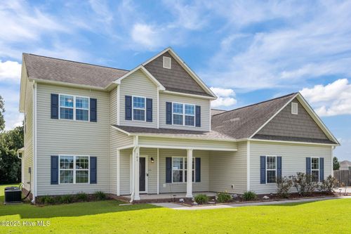 101 River Bluff Dr, Jacksonville, NC, 28540-8825 | Card Image