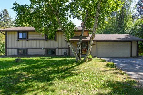 5790 S St Andrews Drive, New Berlin, WI, 53146 | Card Image