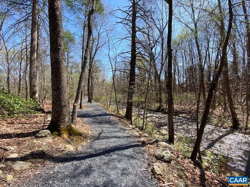38 Creekside Close, NELLYSFORD, VA, 22958-9502 | Card Image