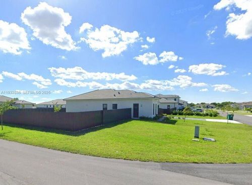 2-32207 Sw 196th Ave, HOMESTEAD, FL, 33030-5344 | Card Image