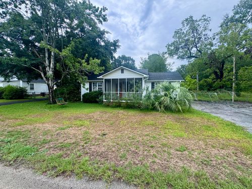 103 E Elmwood Street, Andrews, SC, 29510 | Card Image