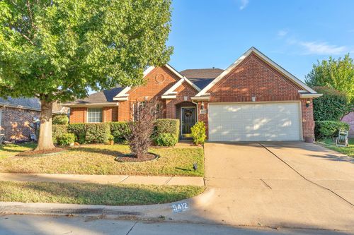 5412 Ridge View Dr, Watauga, TX, 76137-4742 | Card Image