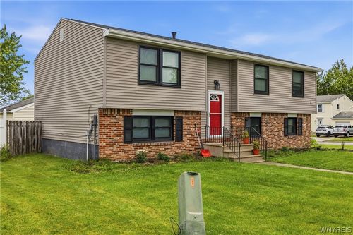 100 W Bihrwood Dr, West Seneca, NY, 14224-3626 | Card Image