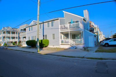 2 - 342 Corinthian Ave, Condo with 4 bedrooms, 2 bathrooms and null parking in Ocean City NJ | Image 1