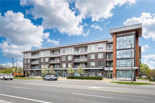 202-457 Plains Rd E, Burlington, ON, L7T0B8 | Card Image