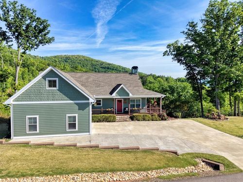 368 Ivy Log Heights Rd, Young Harris, GA, 30582-2493 | Card Image
