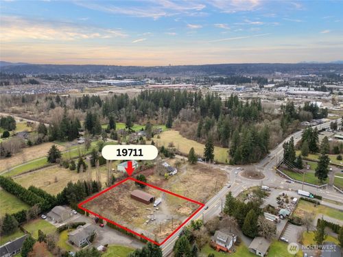 19711 Ne Union Hill Rd, Redmond, WA, 98053-9410 | Card Image