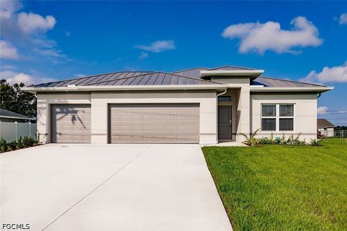 426 Ne 16th Terrace, Cape Coral, FL, 33993 | Card Image