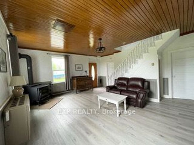 2382 Matawatchan Rd, House other with 5 bedrooms, 2 bathrooms and 4 parking in Griffith ON | Image 26