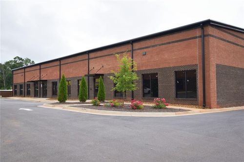 1052 Moreland Heights Rd, Watkinsville, GA, 30677-6061 | Card Image