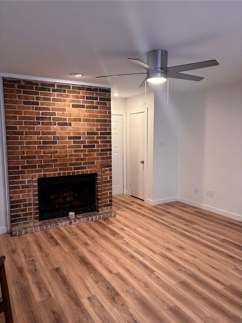 apt-4211-2106 Rainbow Dr, Arlington, TX, 76011-8832 | Card Image