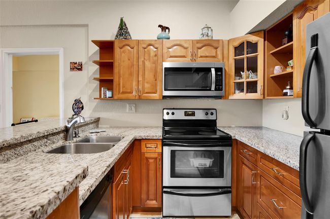 APT-21204 - 821 Lyons Rd, Condo with 2 bedrooms, 2 bathrooms and null parking in Coconut Creek FL | Image 5