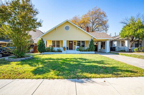 1620 Clover Ln, Fort Worth, TX, 76107-3903 | Card Image