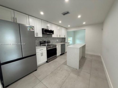 4028 Sw 49th Ct, Fort Lauderdale, FL, 33314-5612 | Card Image