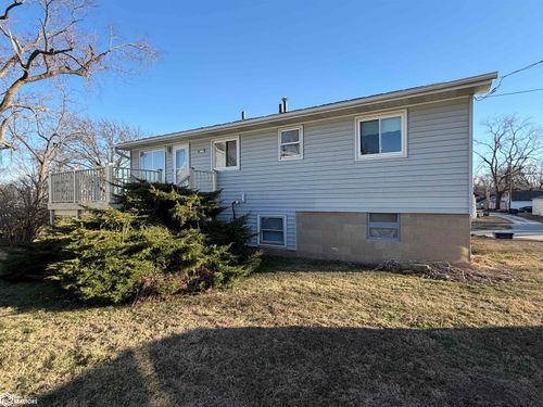 610 Walnut St, Burlington, IA, 52601-5902 | Card Image