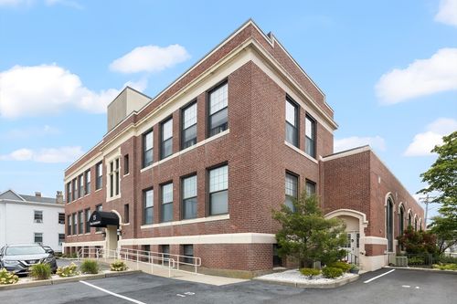 apt-105-15 Ocean Ave, Winthrop, MA, 02152-1254 | Card Image