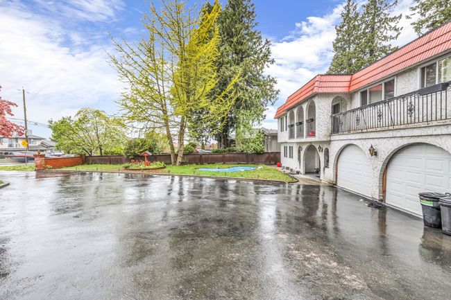 11199 92 A Avenue, House other with 5 bedrooms, 4 bathrooms and 12 parking in Delta BC | Image 5