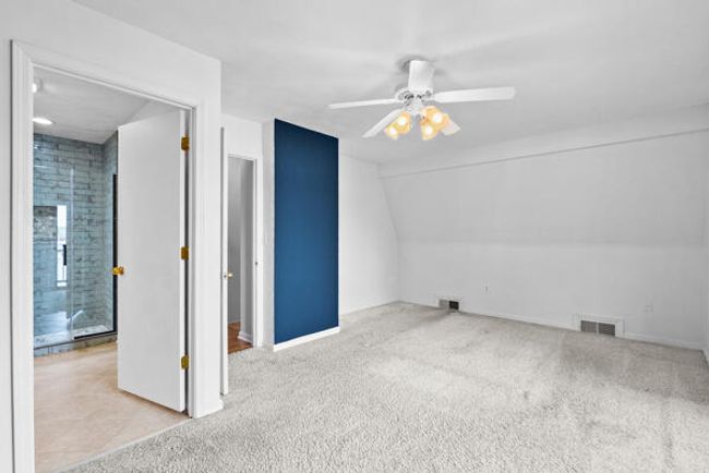 Master Bedroom lake side | Image 18