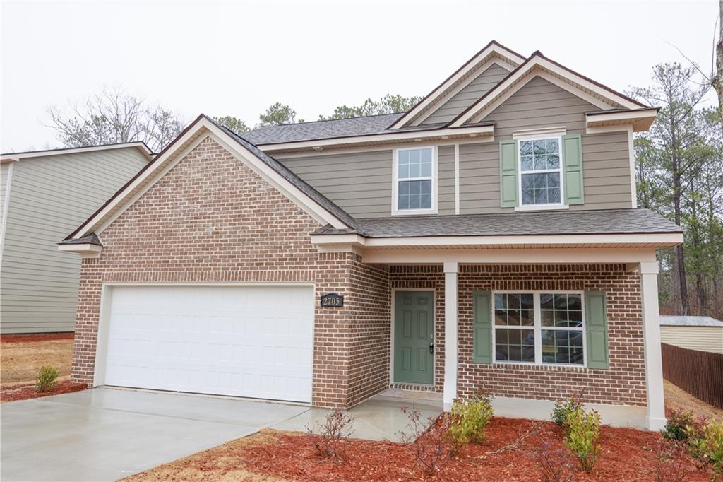 Carriage House Ln, Opelika, AL 36801