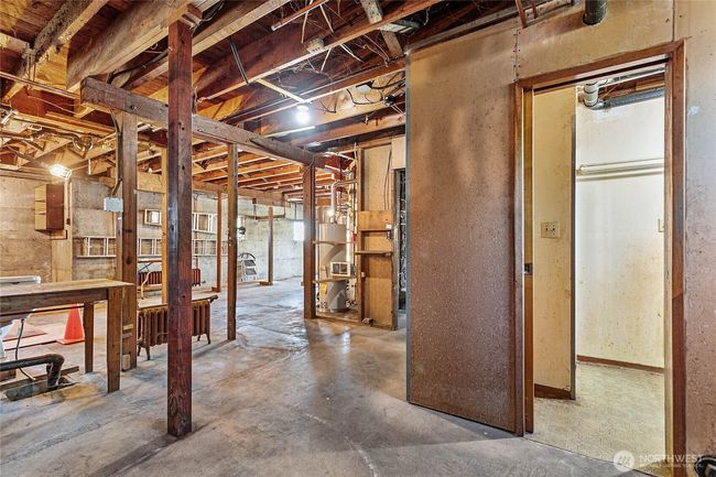 A non-functioning bathroom is also located in the basement | Image 30
