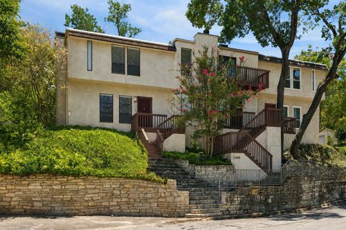 a-3609 Las Colinas Dr, Austin, TX, 78731-4887 | Card Image