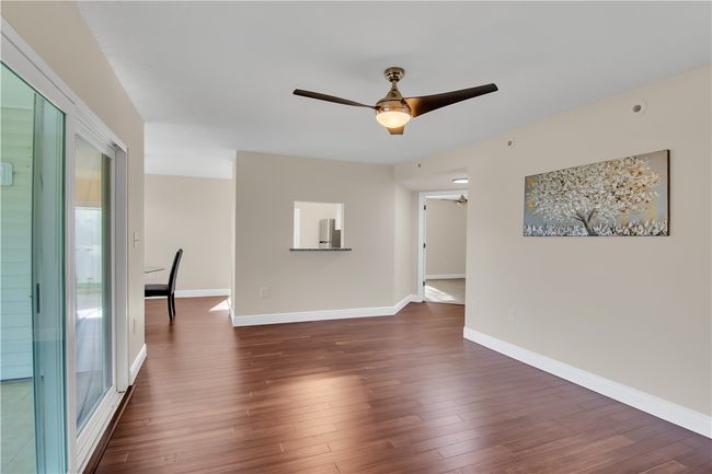 13-3 - 1914 Westminster Cir, House attached with 3 bedrooms, 2 bathrooms and null parking in VERO BEACH FL | Image 9