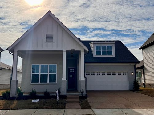 10217 Louanne Dr, Collierville, TN, 38017-5410 | Card Image