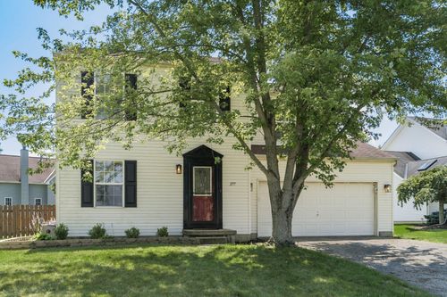 277 Plum Run Ct, Commercial Point, OH, 43116-9711 | Card Image