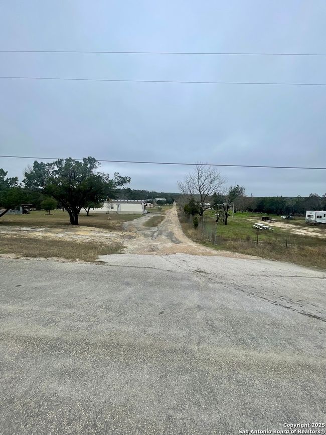 300 Oakland Dr, House other with 2 bedrooms, 2 bathrooms and null parking in Blanco TX | Image 24
