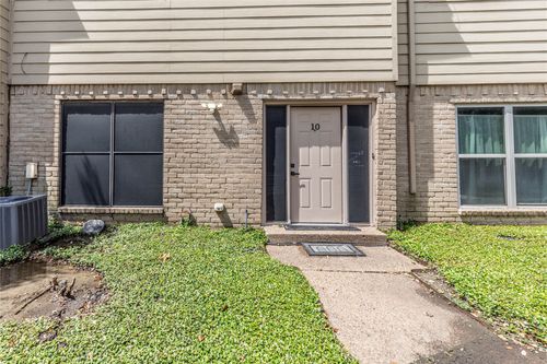 10-7031 Holly Hill Dr, Dallas, TX, 75231-5132 | Card Image