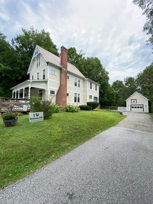 178 Grove St, Rutland, VT, 05701-2904 | Card Image