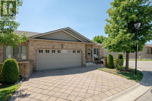 39-620 Thistlewood Drive, London North (North C), ON, N5X0A9 | Card Image