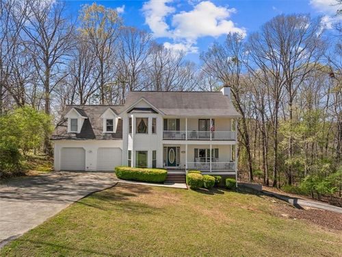 145 Thornwood Dr Se, Calhoun, GA, 30701-4644 | Card Image