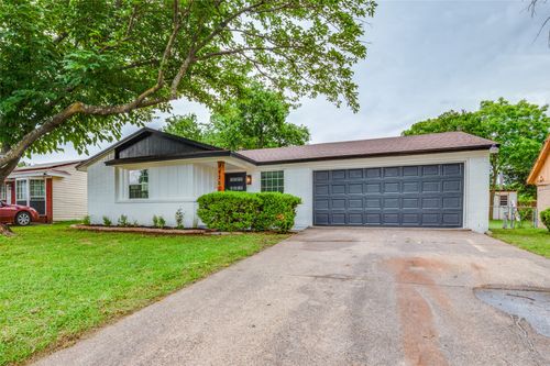 626 Thrush Ave, Duncanville, TX, 75116-2810 | Card Image