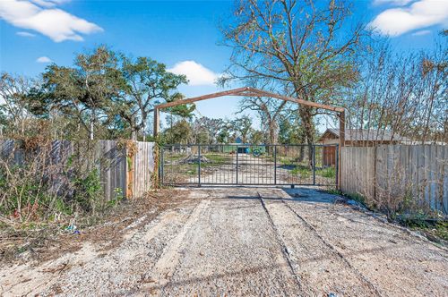 16507 Mill Dr, Rosharon, TX, 77583-7531 | Card Image