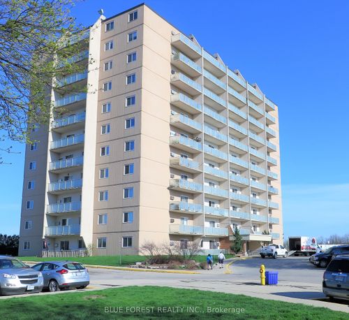 {{alt}} | Card Image