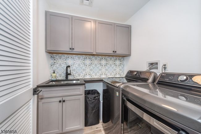 93 Morristown Rd, House other with 6 bedrooms, 4 bathrooms and null parking in Gillette NJ | Image 28
